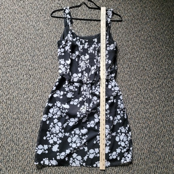 White House Black Market Summer Dress Size 2 Black and White Floral Dress - Picture 15 of 16